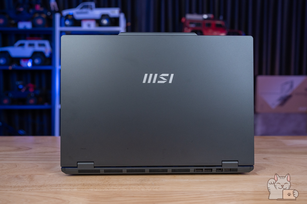 MSI Venture 15 AI